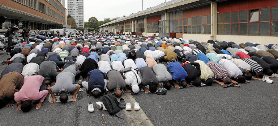 France: One in Three Either Foreign Born or Descendant of Immigrants