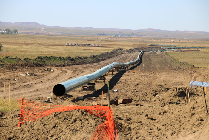 An independent Alberta’s U.S. oil exports would mostly be piped through other provinces