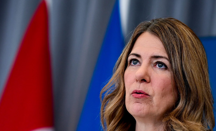 Echoes of Brexit as Alberta blunders towards vote on separation from Canada