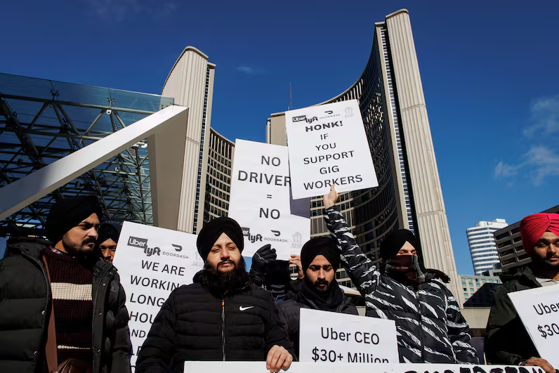 Uber drivers in Victoria got a union contract. What does it mean for rideshare workers across Canada?