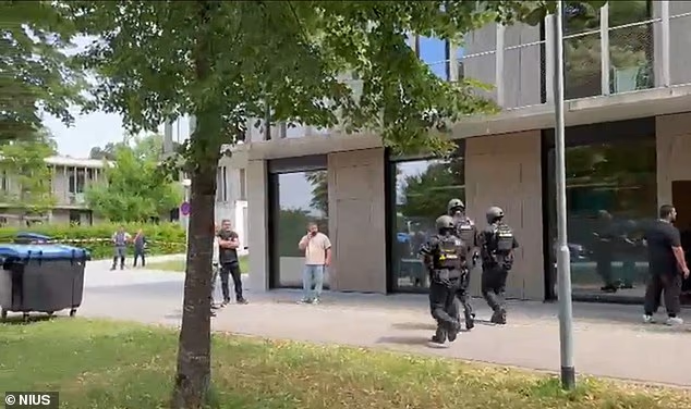 Multiple people wounded in attack at a German school 16 year old ex-student of Croatian background, under psychiatric care arrested