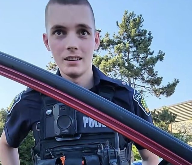 WARMINGTON: Pro boxer takes on cop in bizarre Brampton showdown