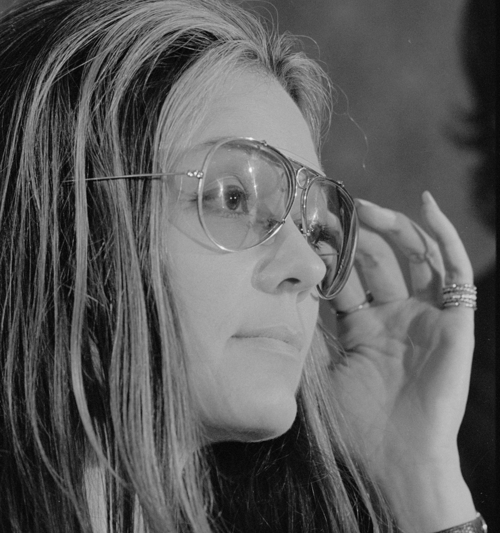 Gloria Steinem, US feminist dies at 92