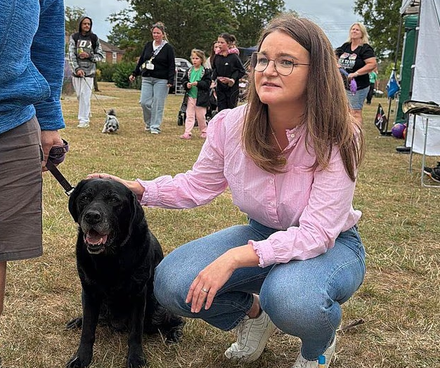 Labour minister who claimed visions of Britain’s countryside with black labradors and warm ale in pubs were a ‘far-Right fantasy’ posted about her own rural idyll with photos of the breed… and pubs