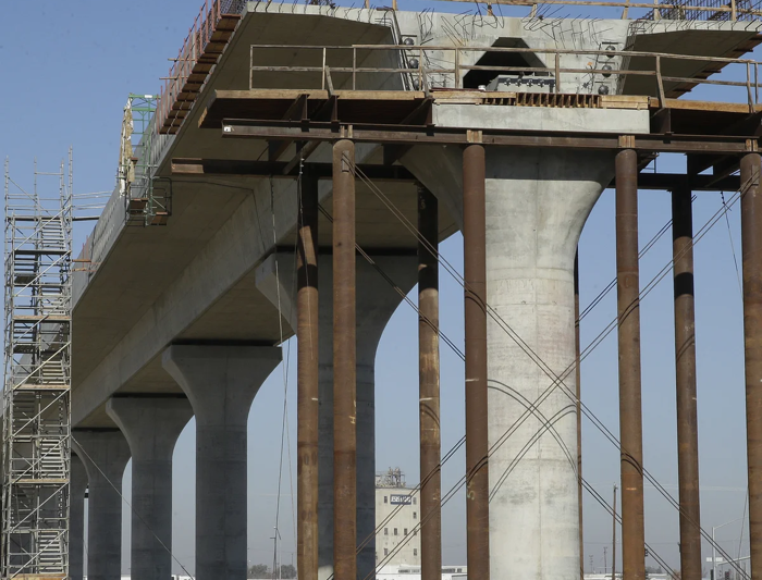 California’s Bullet Train Boondoggle